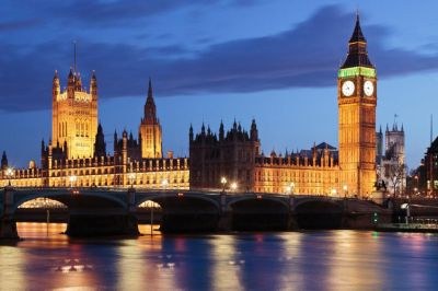 Vista de Londres junto al río Támesis